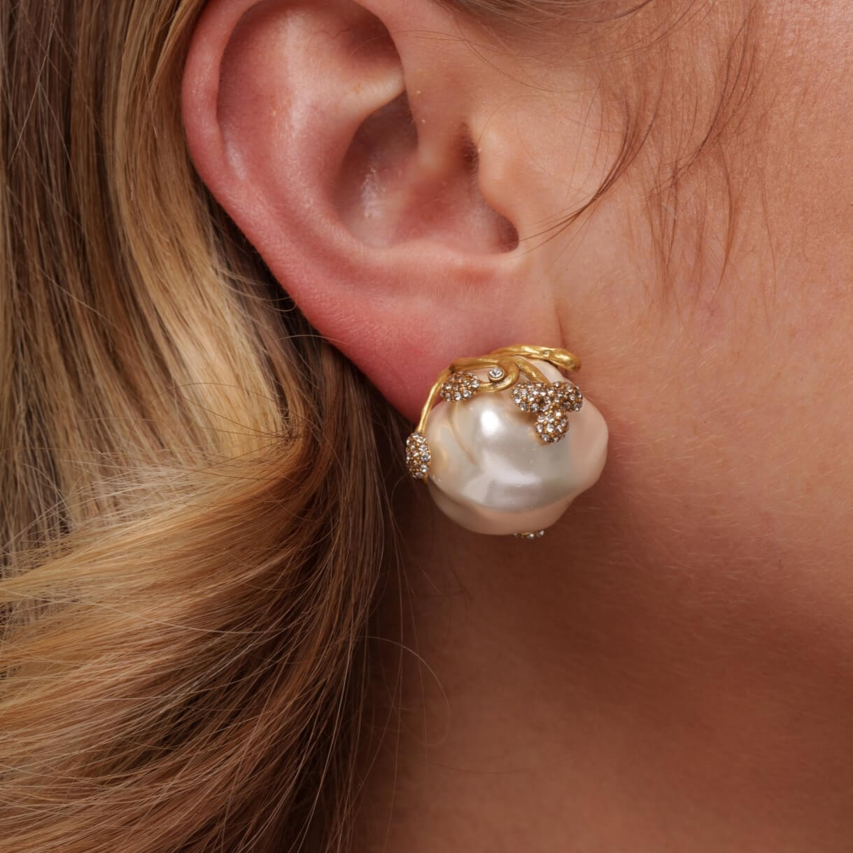 Elysian Gold Hoop Earrings