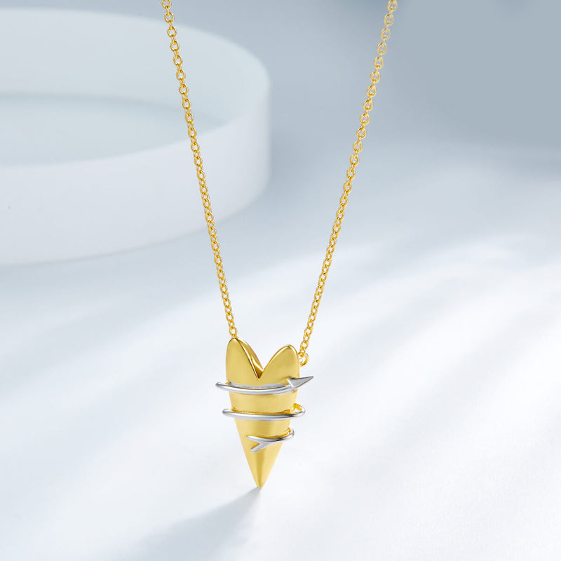 Collar de corazón enigmático en oro vermeil de 18 quilates