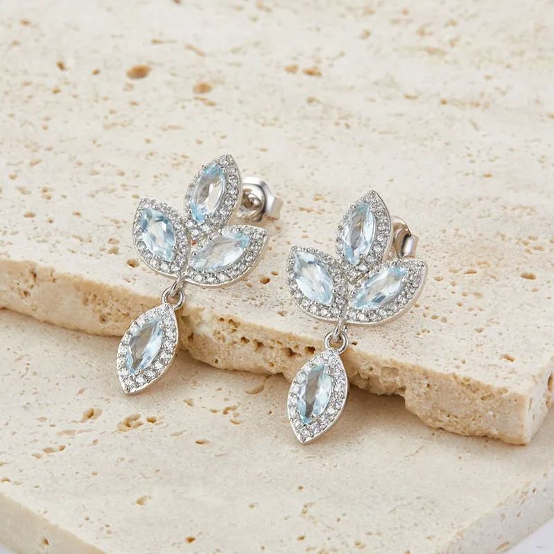 Boucles d'oreilles scintillantes en argent sterling 